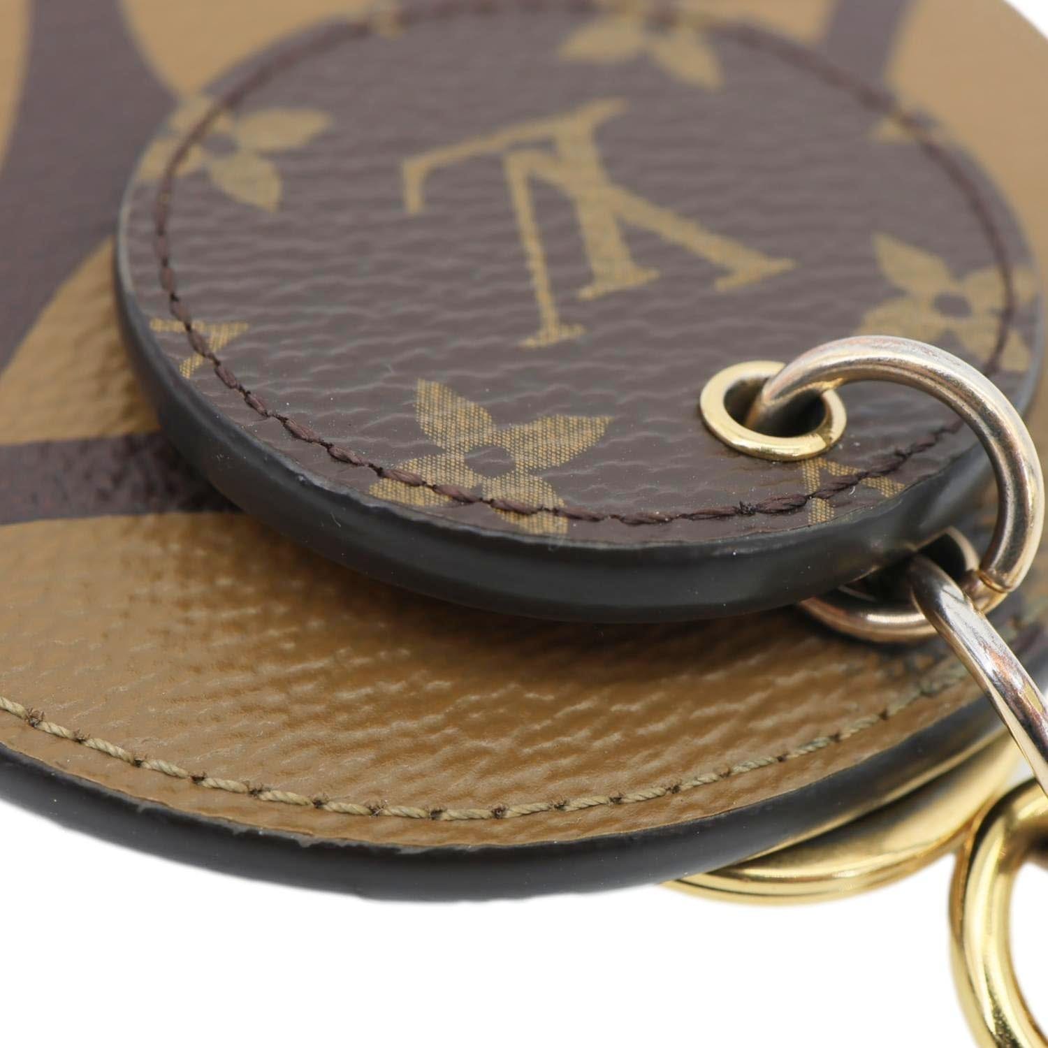 LOUIS VUITTON Reverse Monogram Canvas Round Charm Key Holder Brown
