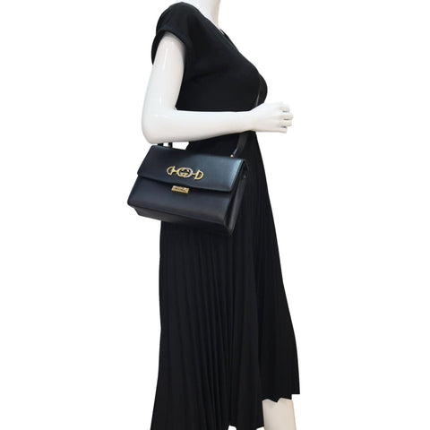 GUCCI Zumi Flap Small Grainy Leather Shoulder Bag Black 576388