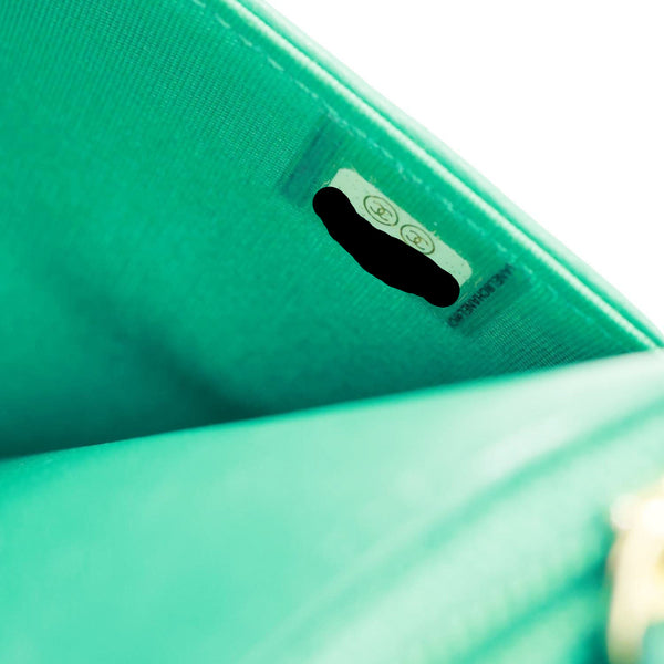 CHANEL Boy Flap Leather Wallet On Chain Crossbody Bag Green