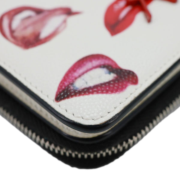 YVES SAINT LAURENT Lip Print Grained Calfskin Leather Wallet White