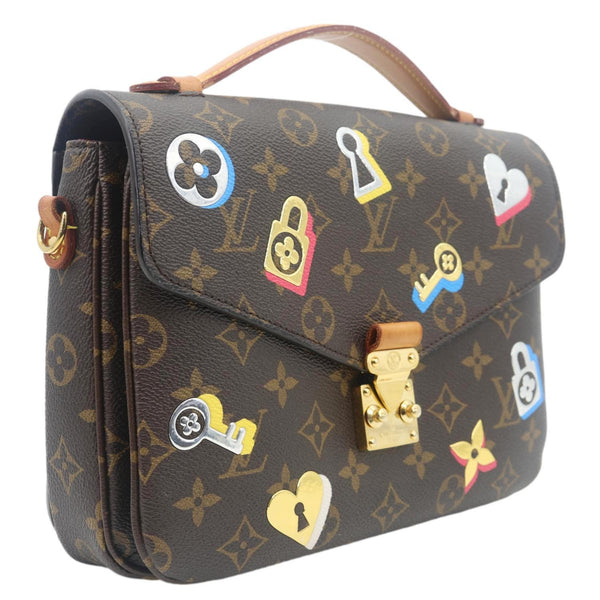 LOUIS VUITTON Lovelock Metis Pochette Patches Monogram Canvas Crossbody Bag Brown