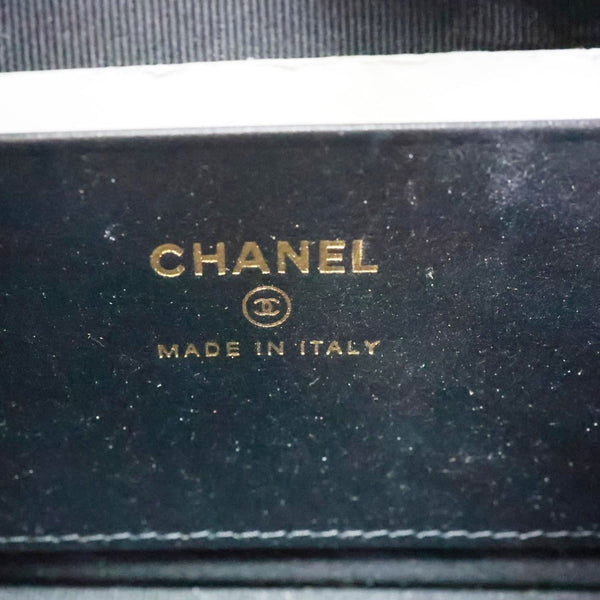 CHANEL CC Caviar Leather Clutch with Chain Hobo Bag Black