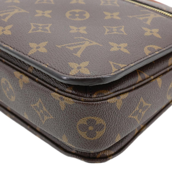 LOUIS VUITTON Metis Pochette Monogram Canvas Crossbody Bag Brown
