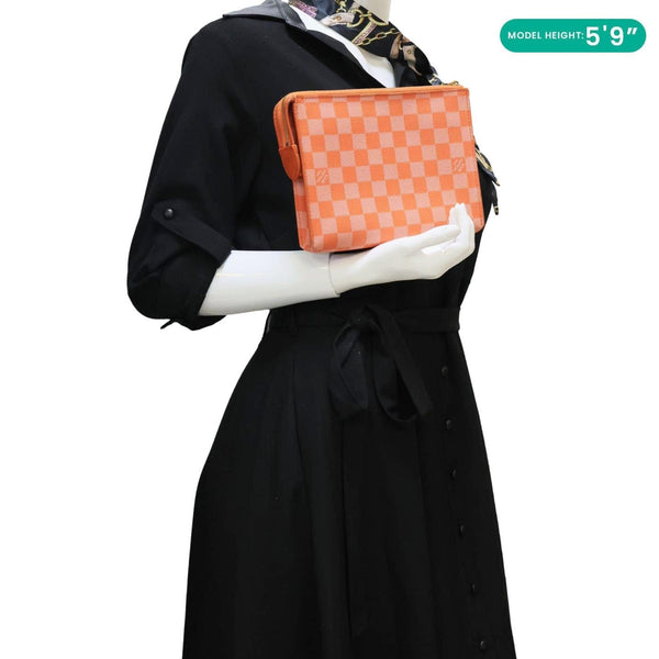 LOUIS VUITTON Element Damier Couleur Clutch Bag Piment