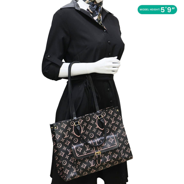 LOUIS VUITTON Onthego MM Fall For You Monogram Canvas Tote Bag Black