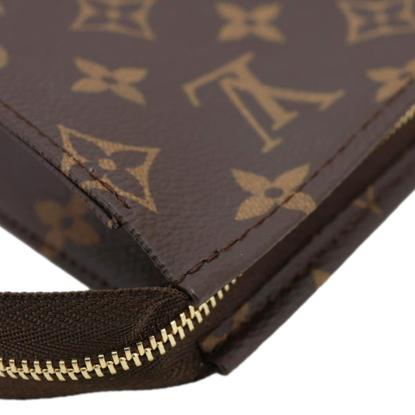 LOUIS VUITTON Toiletry Pouch 26 Monogram Canvas Clutch Brown