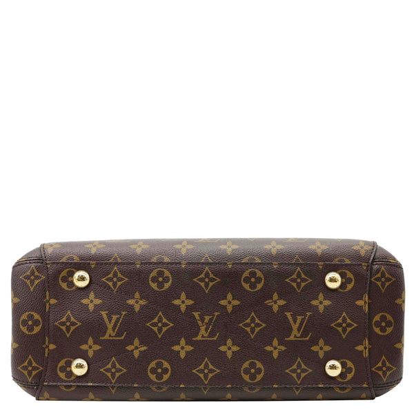 LOUIS VUITTON Montaigne MM Monogram Canvas Shoulder Bag Brown