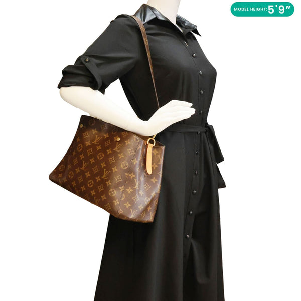 LOUIS VUITTON Montaigne MM Monogram Canvas Shoulder Bag Brown