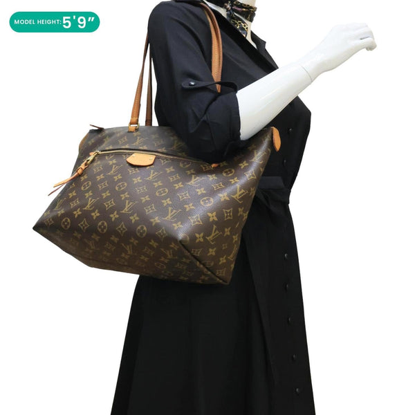 LOUIS VUITTON Iena MM Monogram Canvas Shoulder Bag Brown
