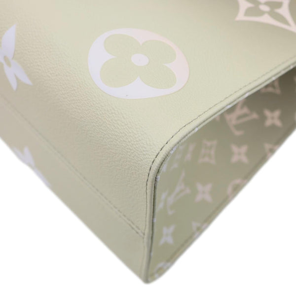 LOUIS VUITTON Onthego MM Giant Monogram Canvas Tote Bag Sunset Khaki
