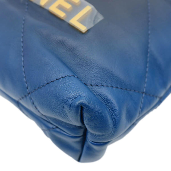 CHANEL 22 Mini Bag Gradient Quilted Calfskin Leather Crossbody Bag Blue