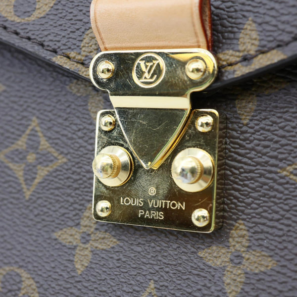 LOUIS VUITTON Metis Pochette Monogram Canvas Crossbody Bag Brown