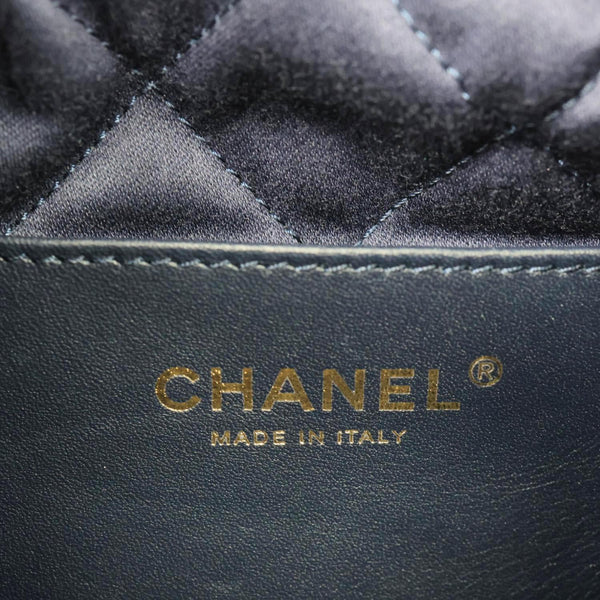 CHANEL 22 Mini Bag Gradient Quilted Calfskin Leather Crossbody Bag Blue