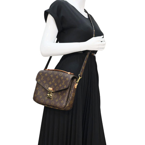 LOUIS VUITTON Metis Pochette Monogram Canvas Crossbody Bag Brown
