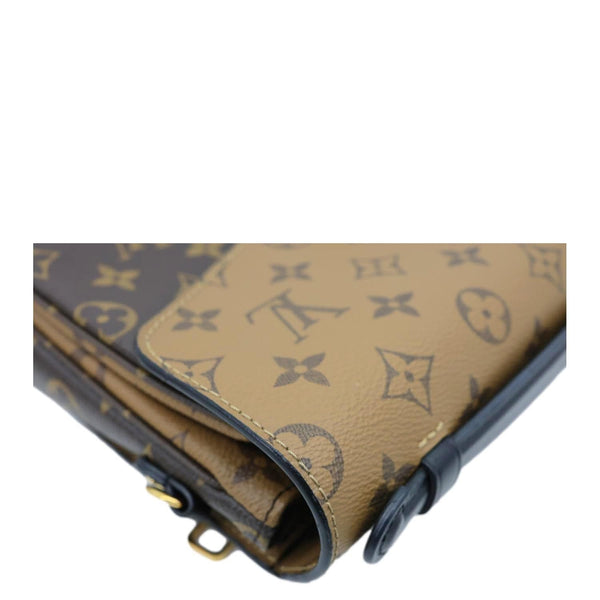 LOUIS VUITTON Metis Pochette Reverse Monogram Canvas Crossbody Bag Brown
