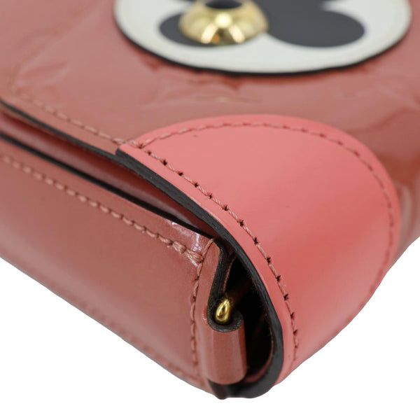 LOUIS VUITTON Valentine Dog Felicie Pochette Monogram Vernis Crossbody Bag Pink