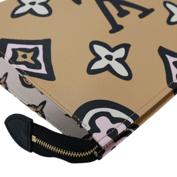 LOUIS VUITTON Wild At Heart Toiletry 26 Monogram Giant Cosmetics Pouch Multicolor