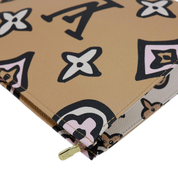 LOUIS VUITTON Wild At Heart Toiletry 26 Monogram Giant Cosmetics Pouch Multicolor