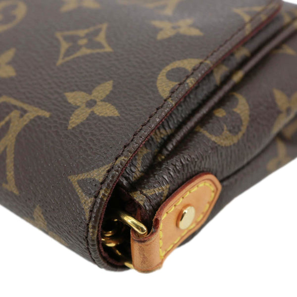 LOUIS VUITTON Favorite MM Monogram Canvas Crossbody Bag Brown