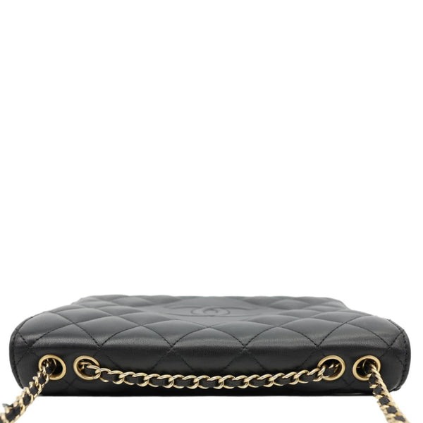 CHANEL Diamond Flap Quilted Leather Bag Crossbody Bag Black