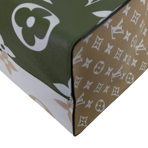 LOUIS VUITTON Onthego GM Monogram Giant Canvas Tote Bag White