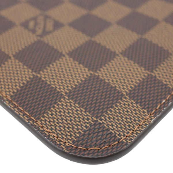 LOUIS VUITTON Neverfull Damier Ebene Wristlet Pouch Rose Ballerine