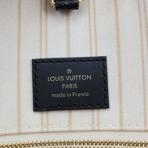LOUIS VUITTON Onthego Jungle GM Giant Monogram Canvas Tote Shoulder Bag White