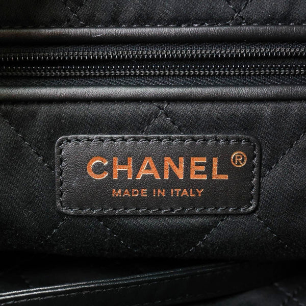 CHANEL 22 Large Quilted Calfskin Leather Hobo Bag Black