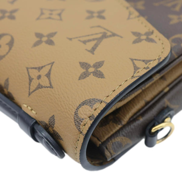LOUIS VUITTON Metis Pochette Reverse Monogram Canvas Crossbody Bag Brown