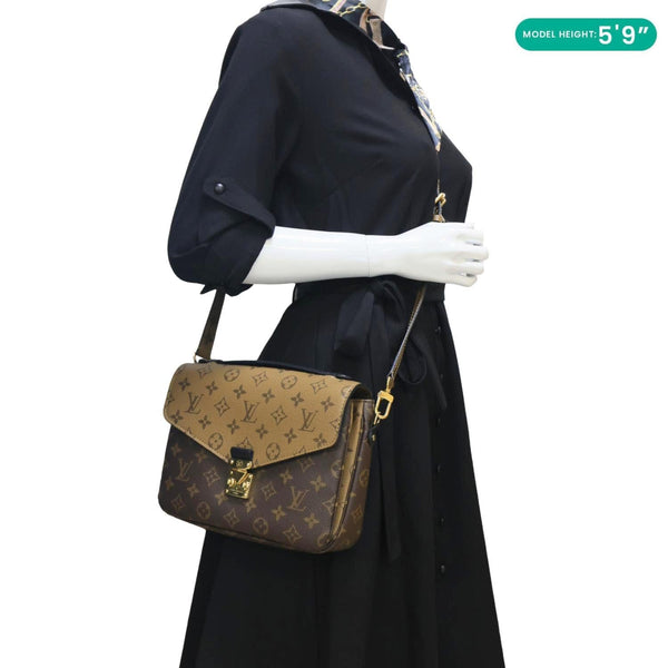 LOUIS VUITTON Metis Pochette Reverse Monogram Canvas Crossbody Bag Brown