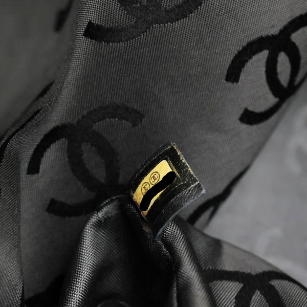 CHANEL Vintage Grained Leather Shoulder Bag Tote Bag Black