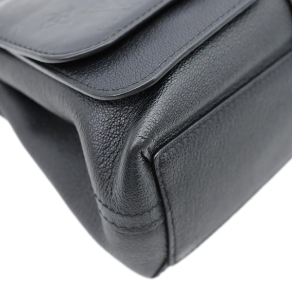 LOUIS VUITTON Very Chain Monogram Leather Chain  Crossbody  Bag Black