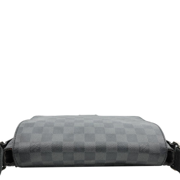 LOUIS VUITTON District PM Damier Graphite Messenger Bag Black