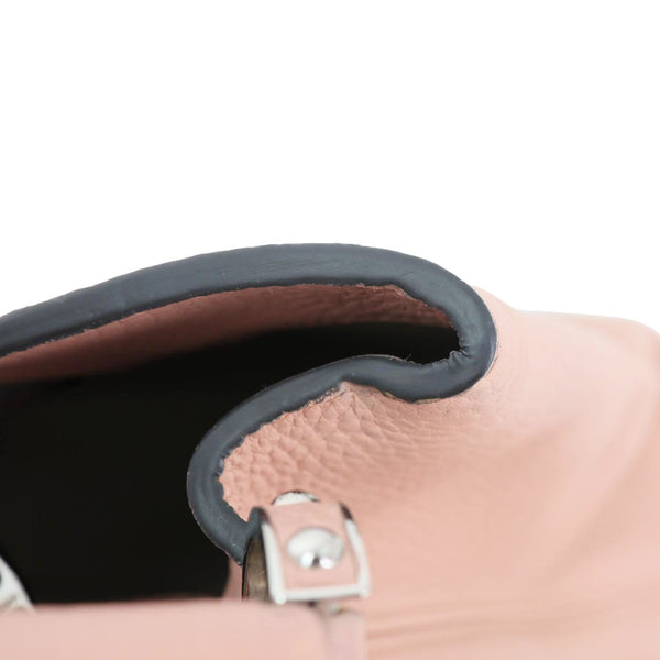 LOUIS VUITTON Capucines MM Taurillon Leather Satchel Bag Magnolia