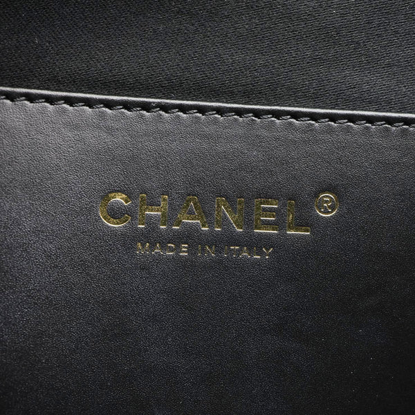 CHANEL 25 Medium Quilted Caviar Leather Chain Shoulder Bag Black