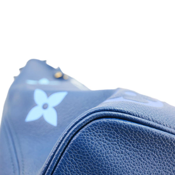 LOUIS VUITTON Neverfull MM Giant Monogram Empreinte Tote Bag Degrade Bleu