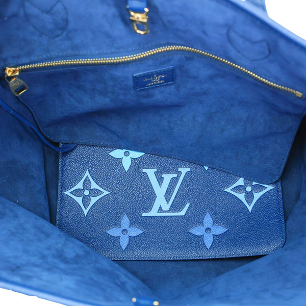 LOUIS VUITTON Neverfull MM Giant Monogram Empreinte Tote Bag Degrade Bleu