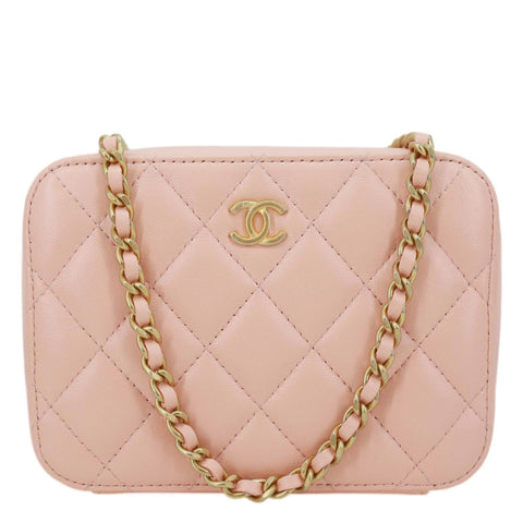 CHANEL CC Pearl Crush Quilted Lambskin Leather Camera Case Pink