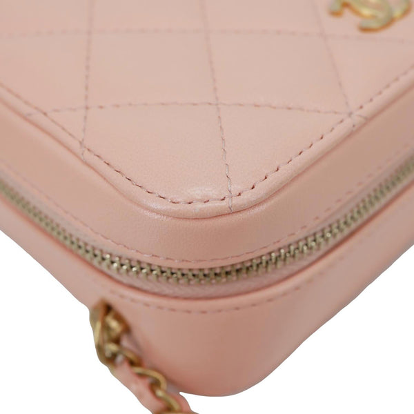 CHANEL CC Pearl Crush Quilted Lambskin Leather Camera Case Pink