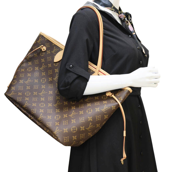 LOUIS VUITTON Neverfull MM Monogram Canvas Tote Bag Red