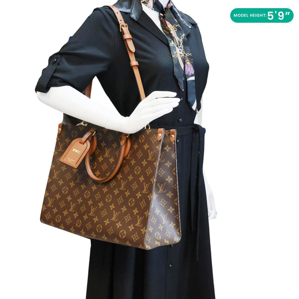 LOUIS VUITTON Onthego Organizer Monogram Canvas Tote Bag Brown