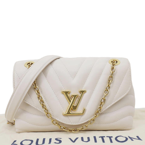 LOUIS VUITTON New Wave Chain MM Calfskin Leather Shoulder Bag Off White