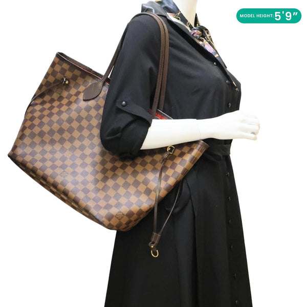 LOUIS VUITTON Neverfull MM Damier Ebene Tote Bag Red