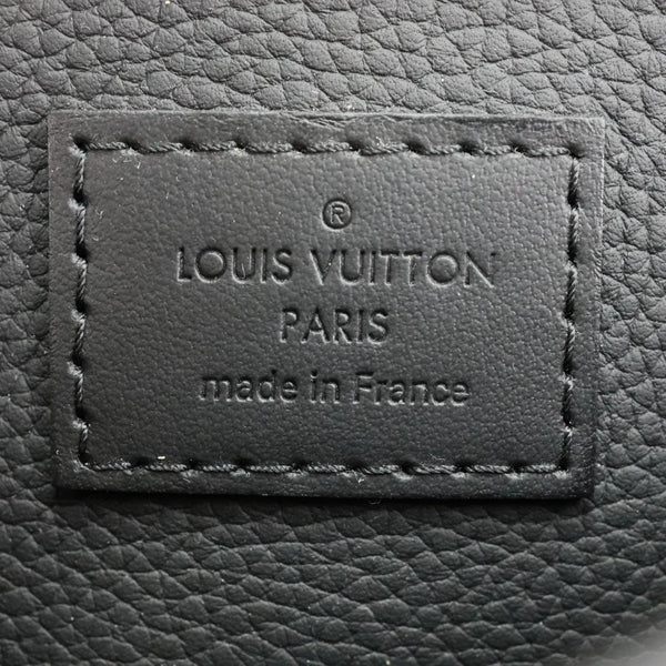 LOUIS VUITTON Aerogram Takeoff Sling Leather Crossbody Bag Black