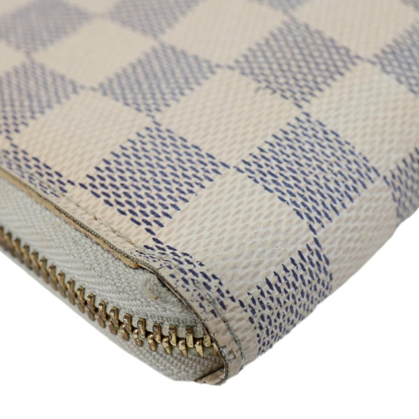 LOUIS VUITTON Damier Azur Zippy Wallet White