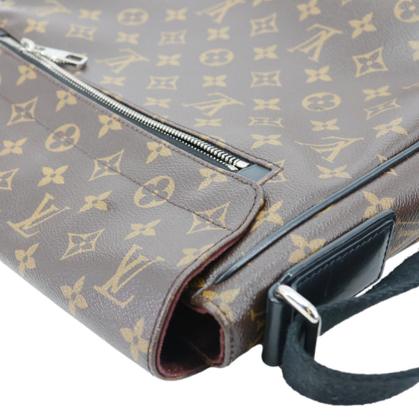 LOUIS VUITTON Abbesses Monogram Canvas Messenger Bag Brown