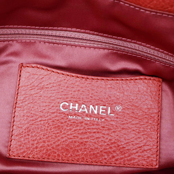 CHANEL On The Road Large Glazed Quilted Calfskin Leather Tote Bag Red