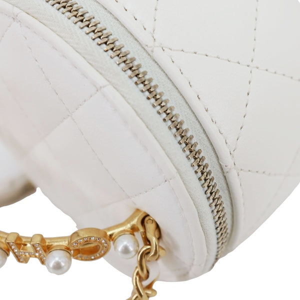 CHANEL Pearly Girl Round Quilted Lambskin Leather Top Handle Vanity Case With Chain White