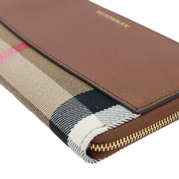BURBERRY Elmore Grainy Calfskin House Check Zip Around Wallet Beige