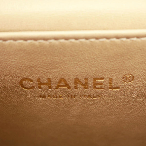 CHANEL Chic Pearls Flap Quilted Lambskin Leather Shoulder Bag Navy Blue